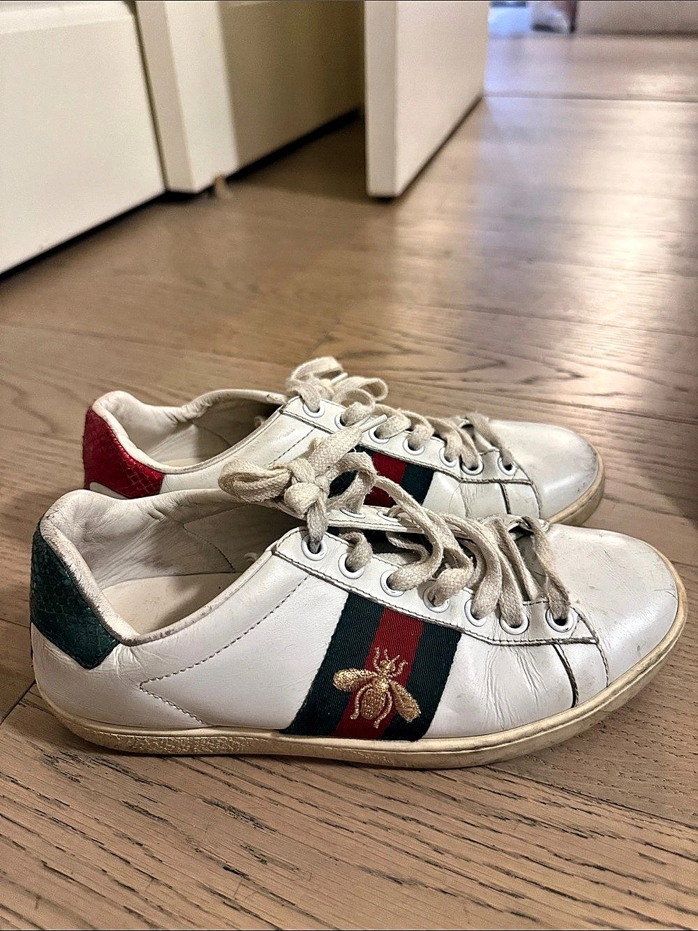 Gucci Ace Sneaker with Bee White & Green US 6